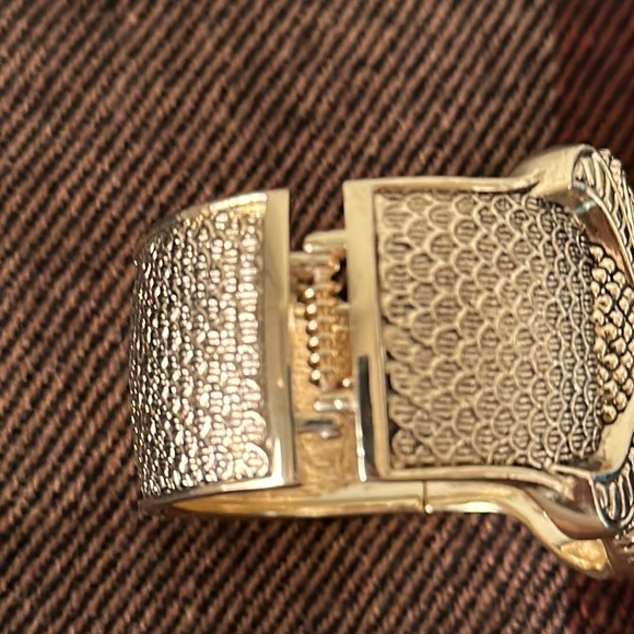 Owl Clamper Bracelet EUC - Picture 2 of 2